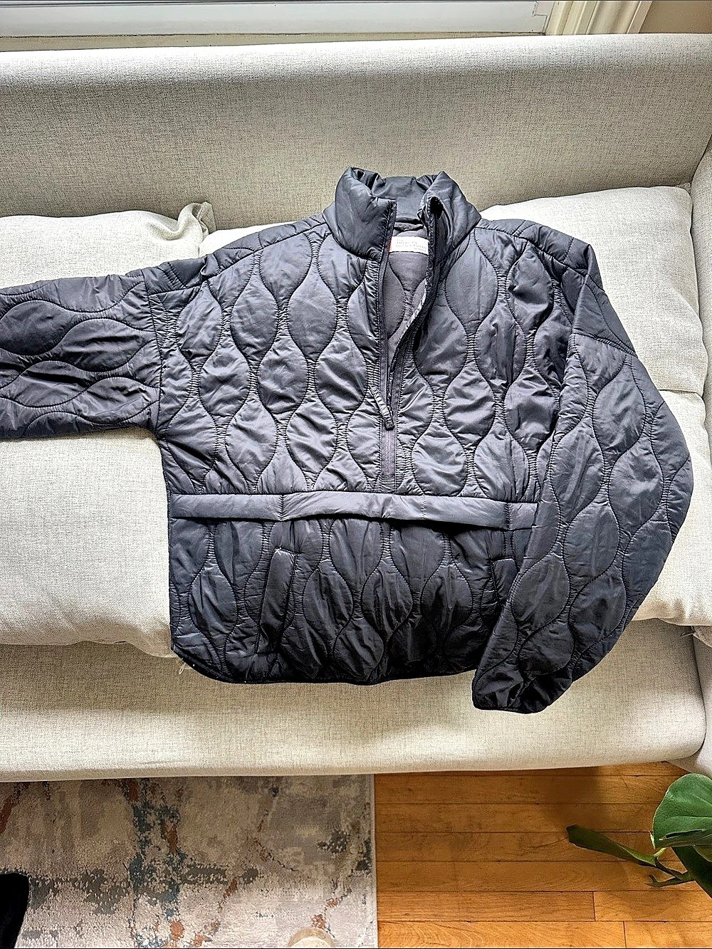 Quarter Zip Puffer Jacket in Black